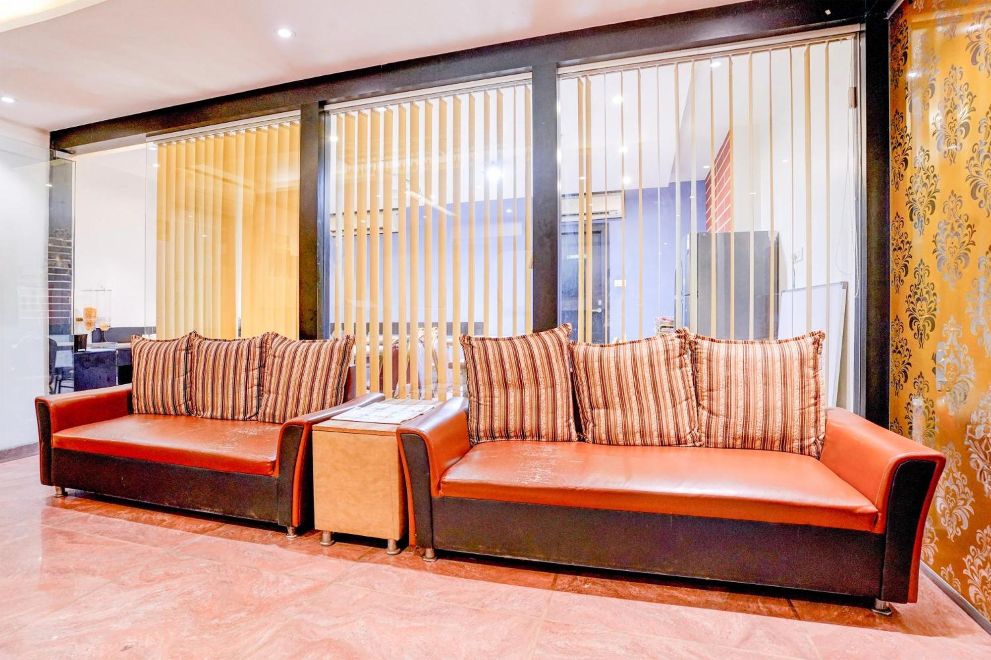 Super Townhouse Oak Times Square Le Western 3* Mumbai