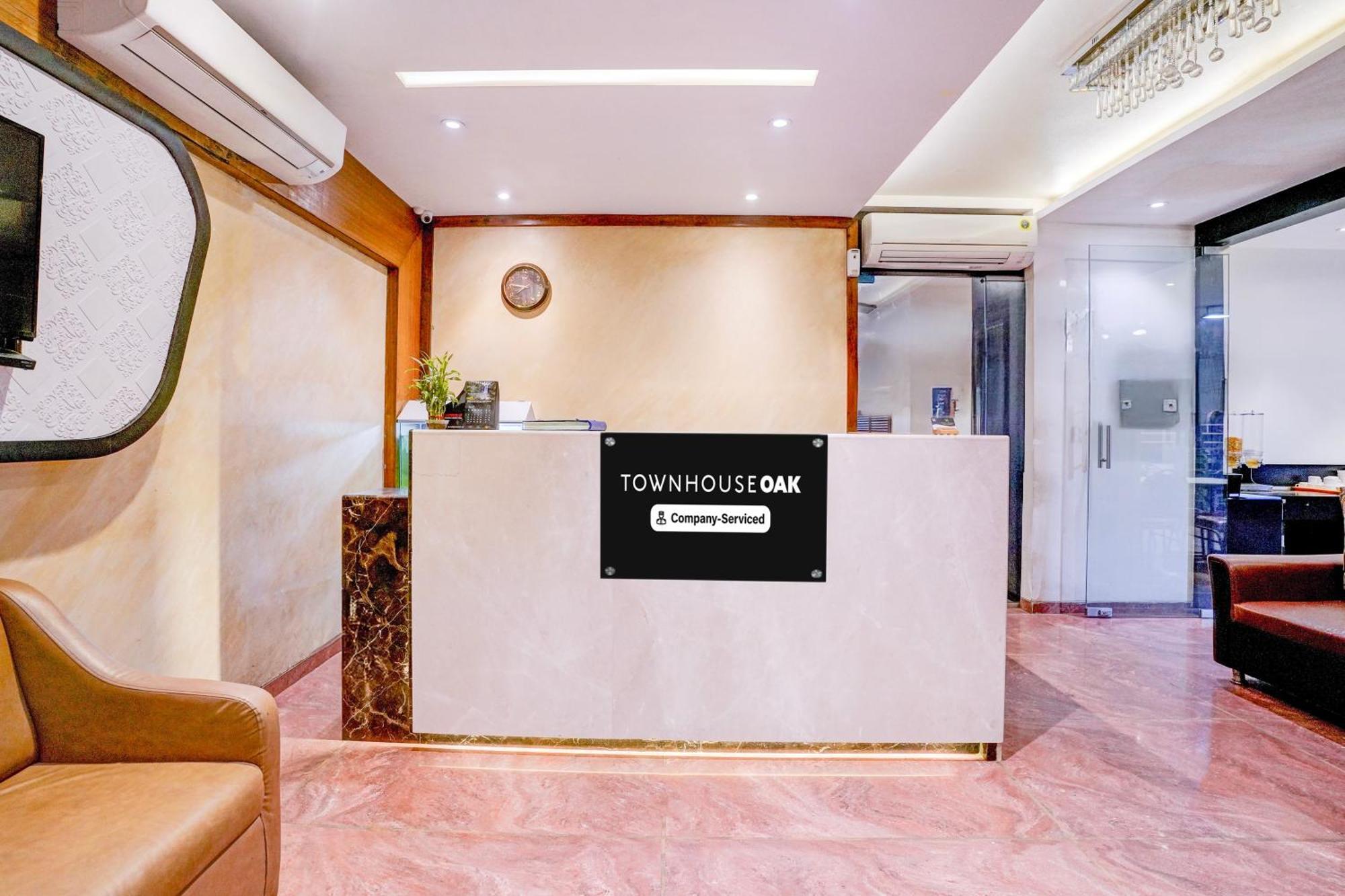 Super Townhouse Oak Times Square Le Western